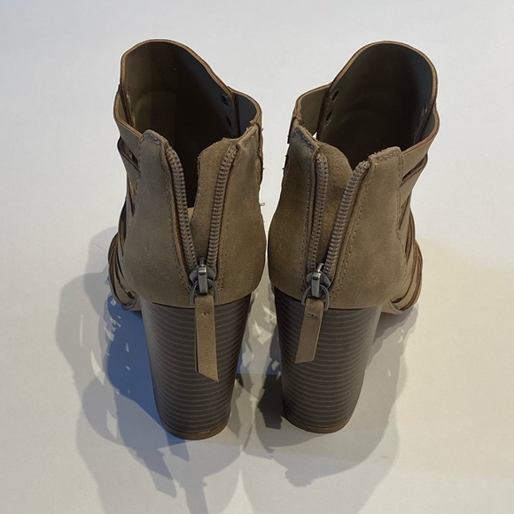 Indigo Rd Size 6M - Picture 4 of 12